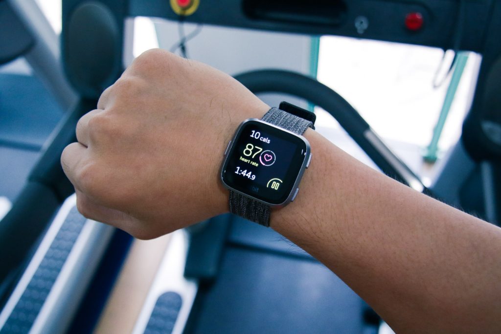 fitbit versa gym