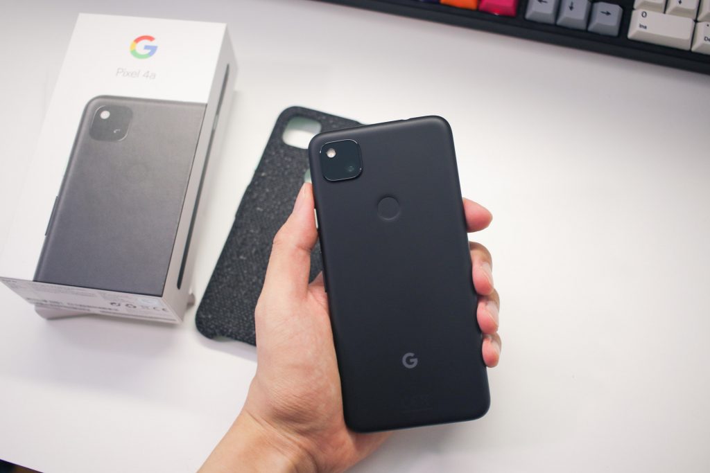 Polycarbonate unibody of the Pixel 4a