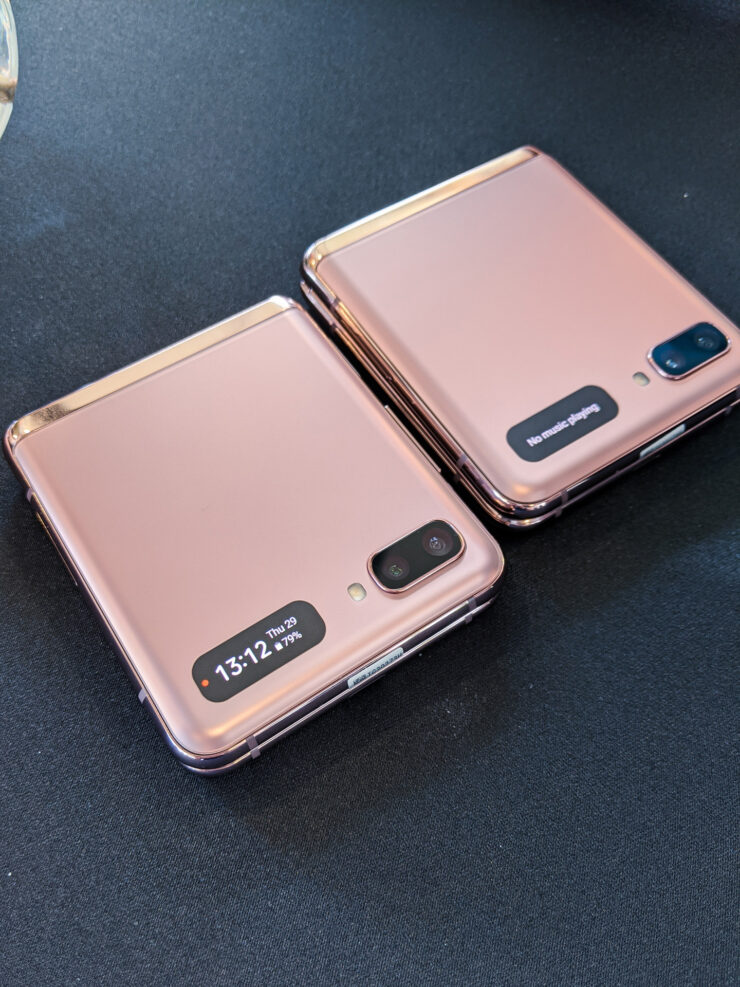 Samsung Galaxy Z Flip 5G in Mystic Bronze