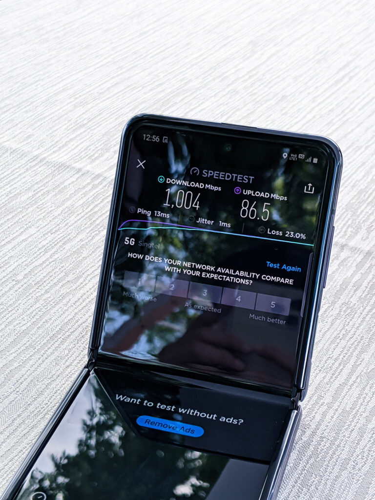 Samsung Galaxy Z Flip 5G SpeedTest
