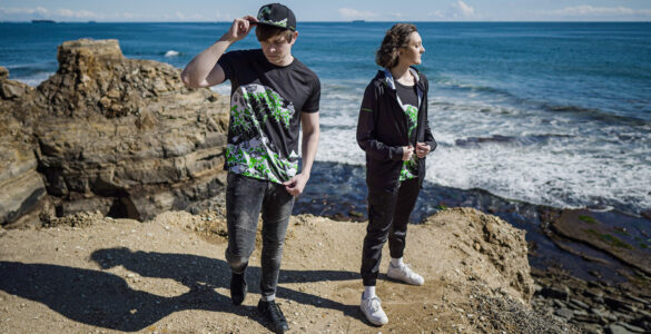 Razer Kanagawa Wave Apparel Lifestyle 1